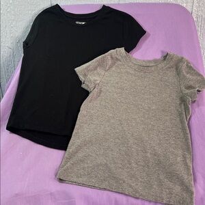 5 for $10 💜 T-Shirts Size 4T